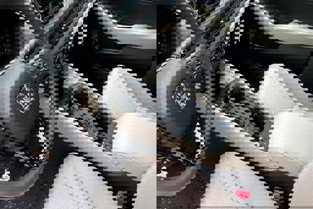 New 2025 Honda Accord SE image 13