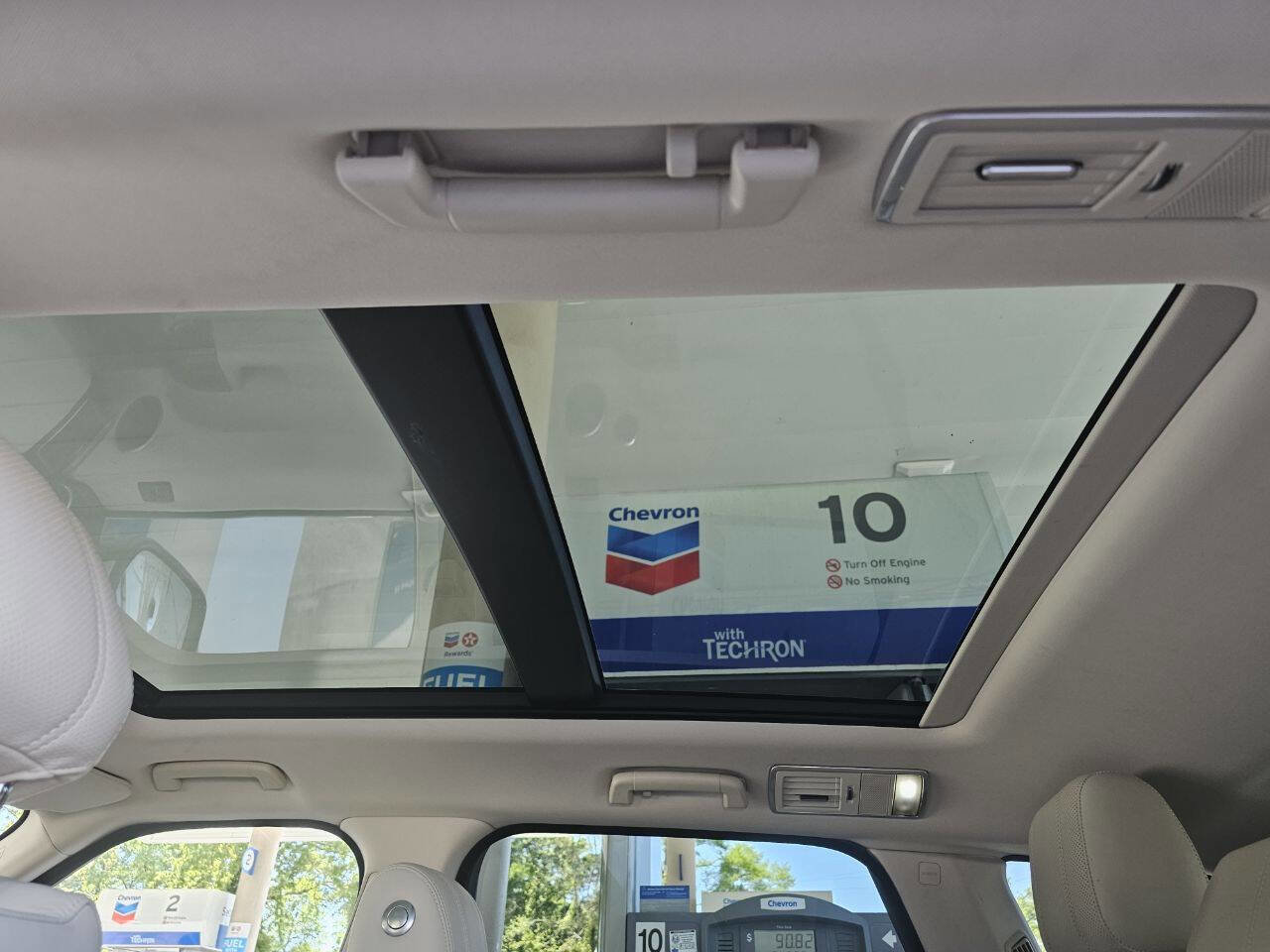 Used 2014 Land Rover Range Rover Sport HSE image 14