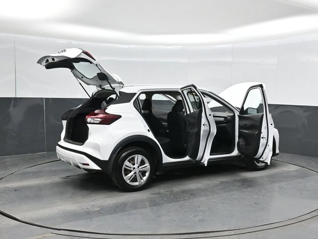 Used 2024 Nissan Kicks S FWD image 52