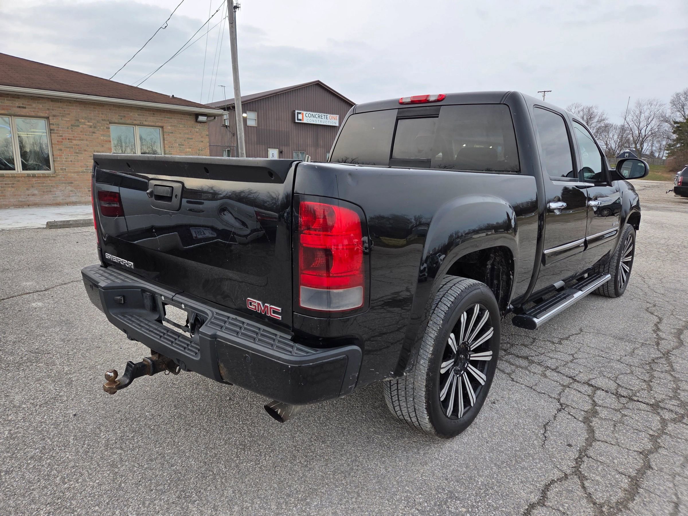 Used 2013 GMC Sierra 1500 Denali image 5