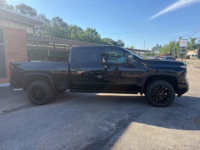 New 2025 Chevrolet Silverado 2500 High Country w/ Midnight Edition AWD/4WD image 5