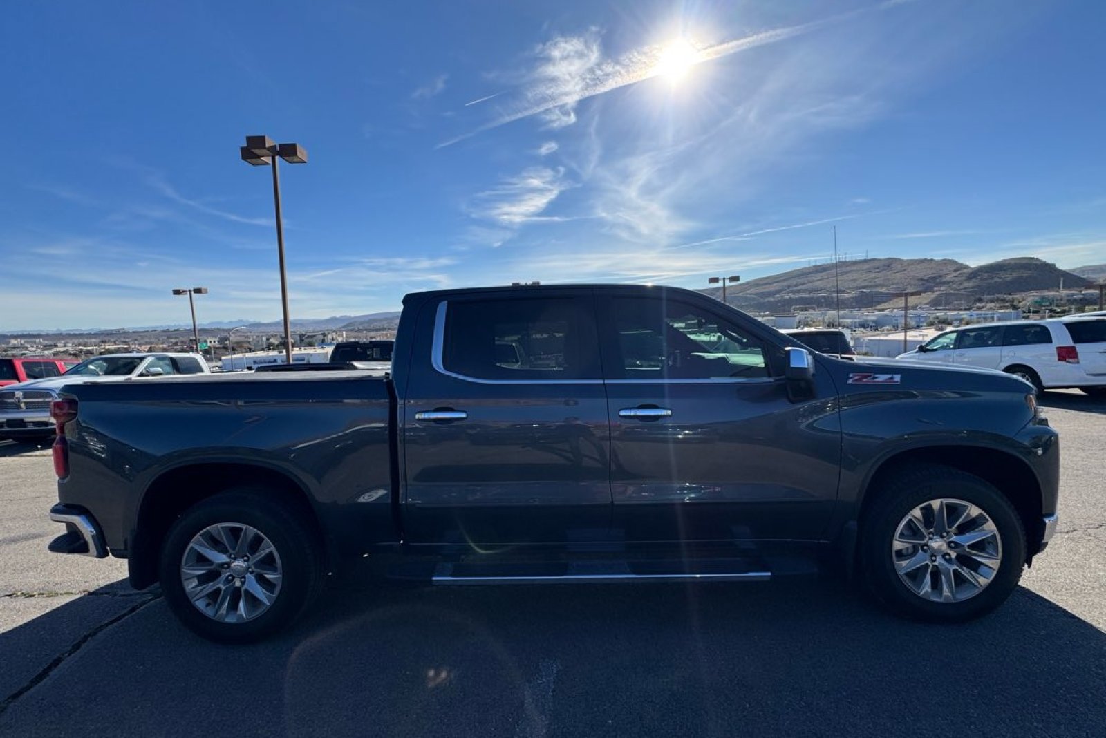 Used 2019 Chevrolet Silverado 1500 LTZ w/ LTZ Premium Package image 6