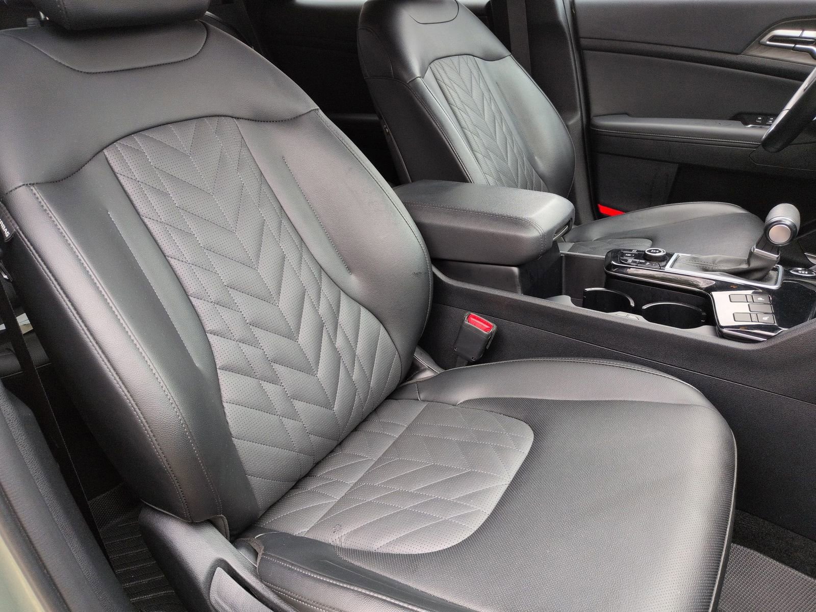 Used 2025 Kia Sportage X-Line image 31