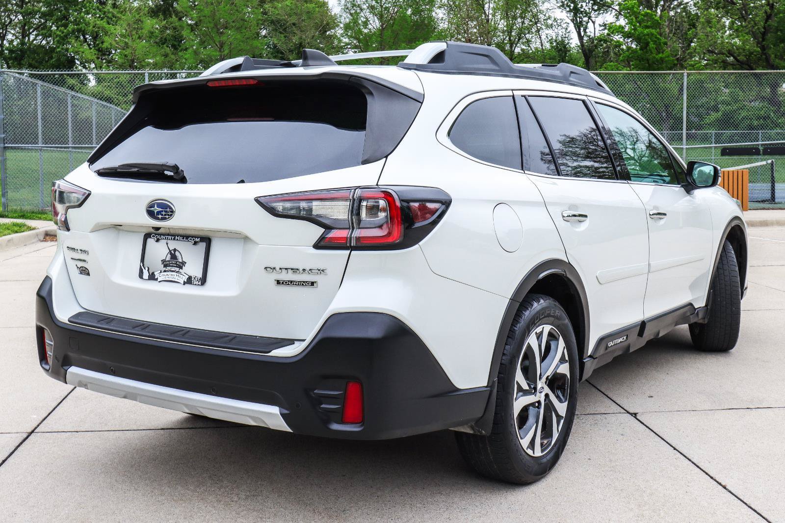 Used 2020 Subaru Outback Touring w/ Popular Package #2 AWD/4WD image 17