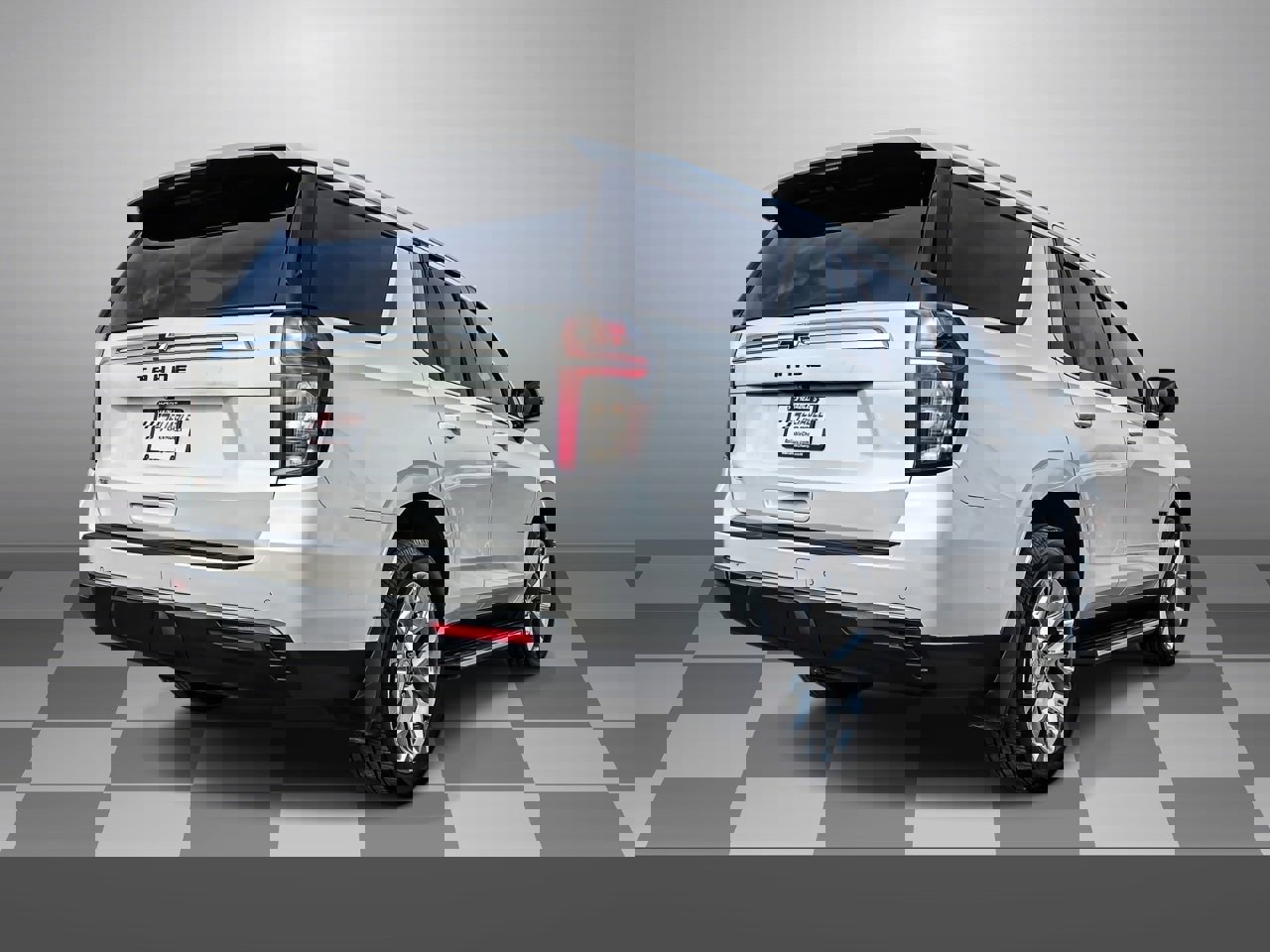 Used 2022 Chevrolet Tahoe LT w/ Luxury Package image 6