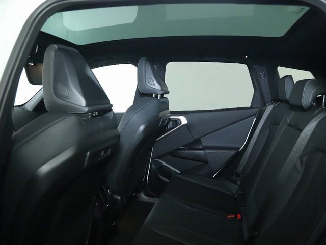 Used 2025 BMW X3 xDrive30i w/ Convenience Package image 16