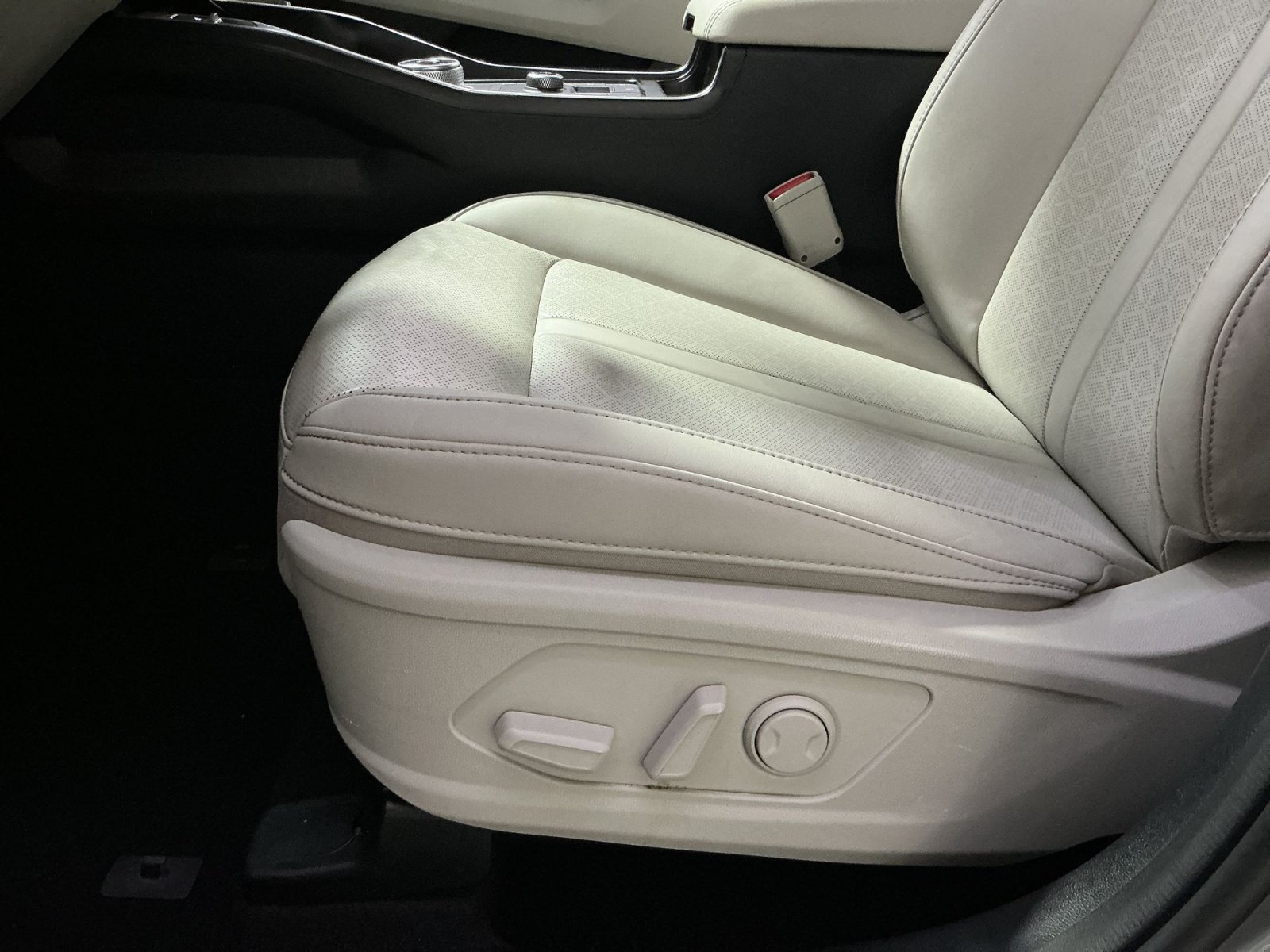 Used 2023 Kia Sorento EX AWD/4WD image 15