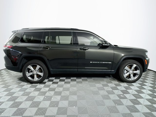 Used 2021 Jeep Grand Cherokee L Limited AWD/4WD image 9