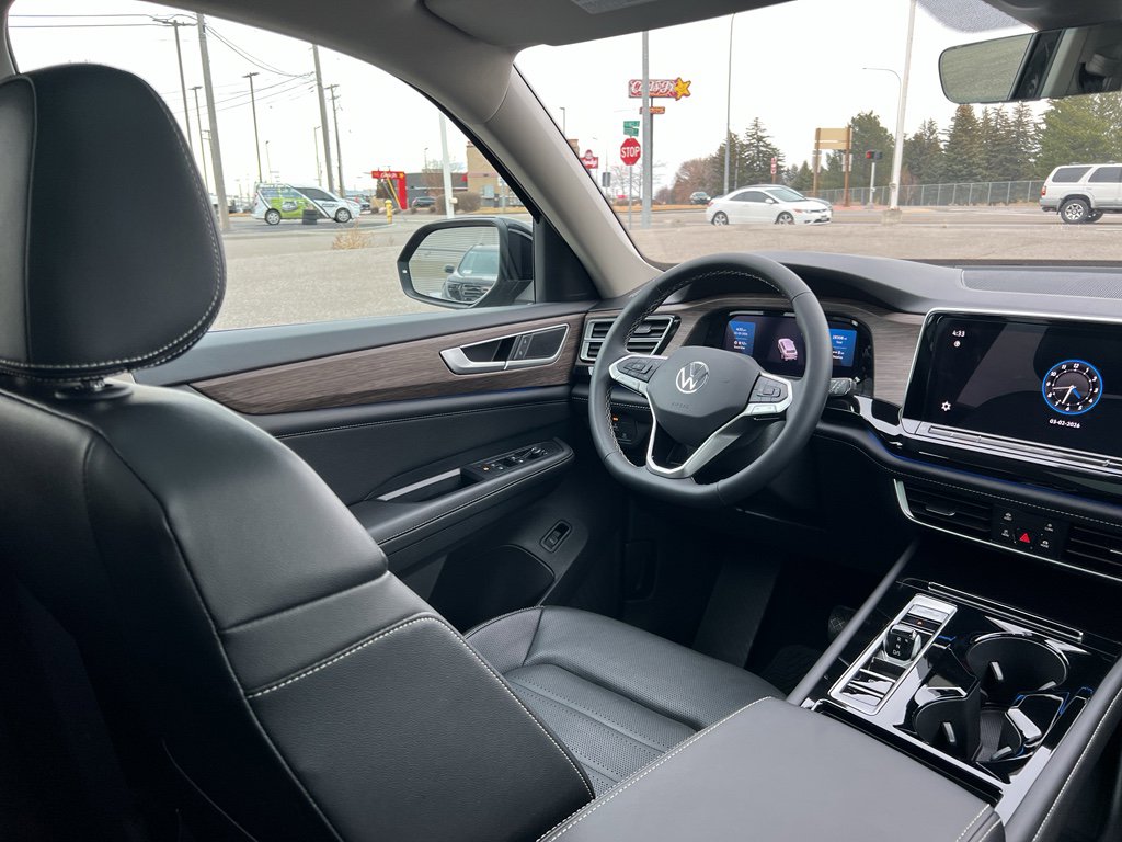 Used 2024 Volkswagen Atlas SEL image 37