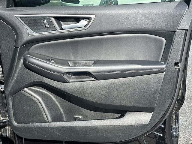 Used 2024 Ford Edge SEL w/ Convenience Package image 16