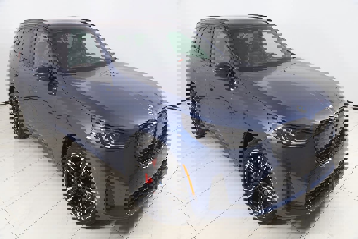 Used 2025 BMW X3 M50 w/ M Sport Professional Package AWD/4WD image 21