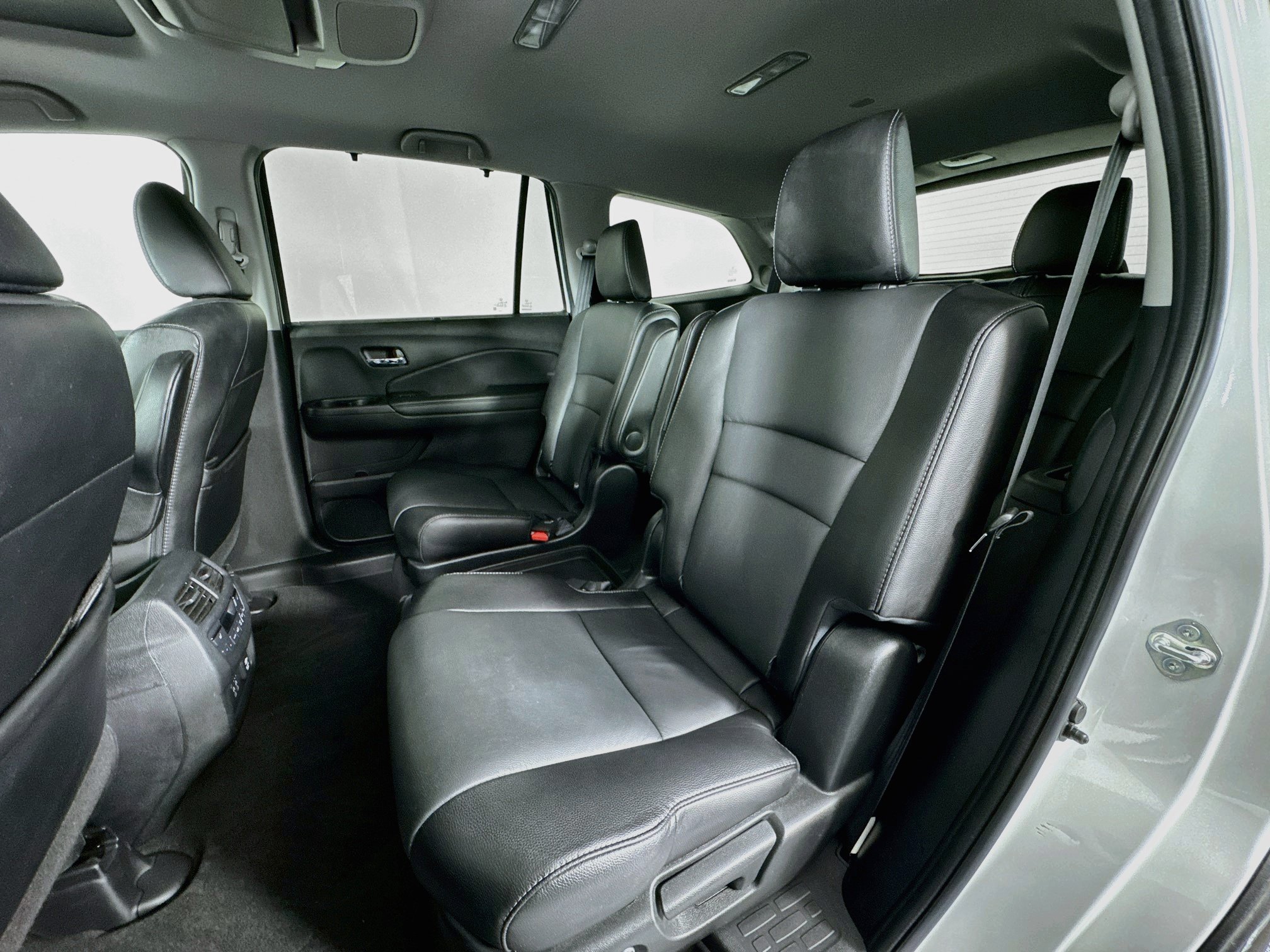 Certified 2021 Honda Pilot Touring image 25