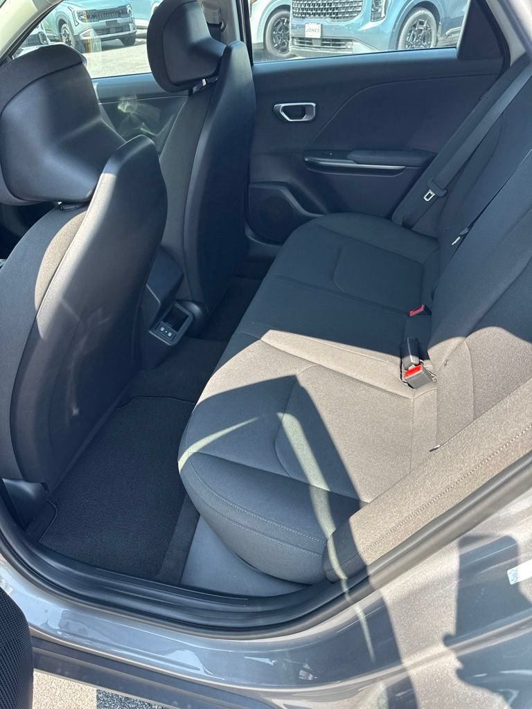 New 2026 Kia K4 FWD image 12
