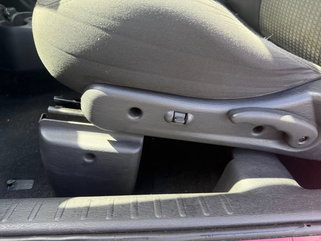 Used 2005 Chrysler PT Cruiser Touring FWD image 14