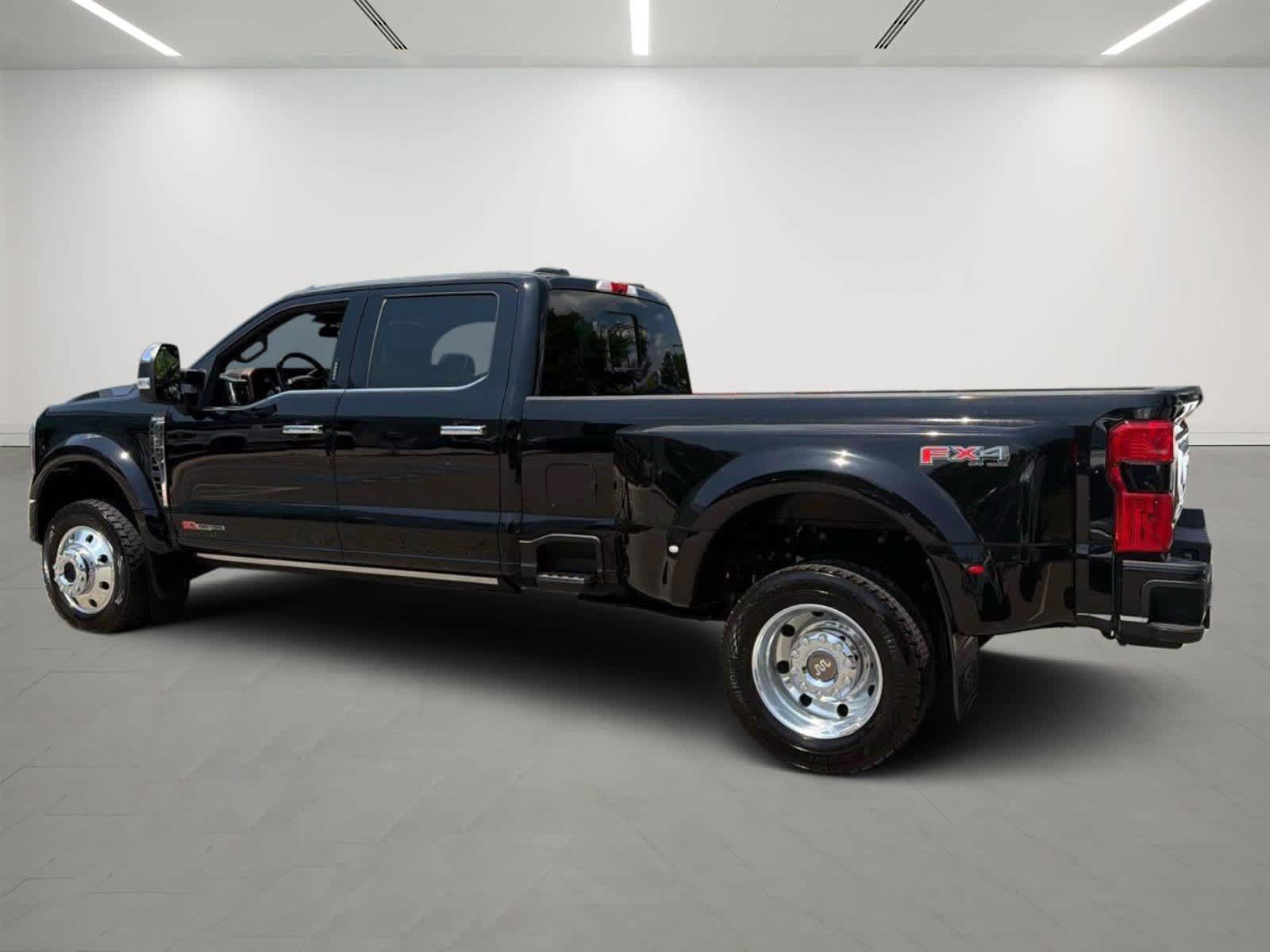 Used 2024 Ford F450 King Ranch w/ Chrome Package AWD/4WD image 3
