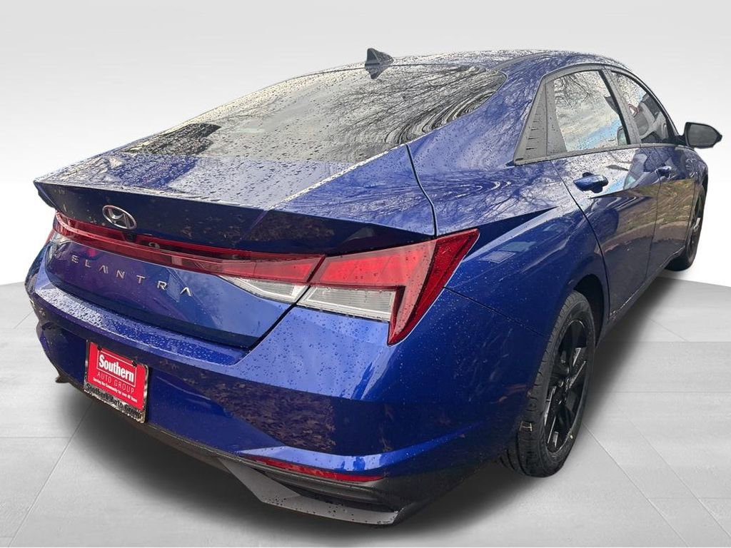Used 2023 Hyundai Elantra SEL image 10