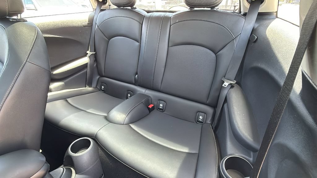 Used 2019 MINI Cooper 2-Door Hardtop FWD image 25
