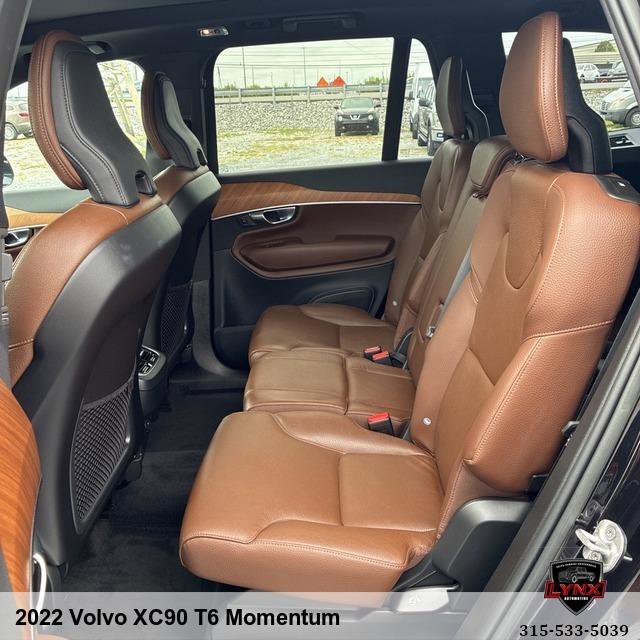 Used 2022 Volvo XC90 T6 Momentum image 16