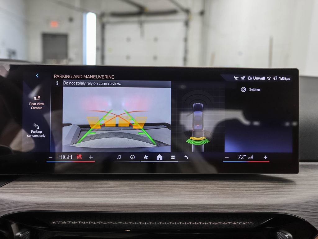 New 2026 BMW 330i xDrive Sedan w/ Premium Package image 19