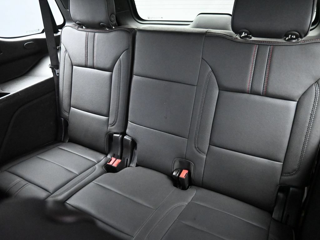 Used 2022 Chevrolet Tahoe RST w/ Luxury Package AWD/4WD image 21