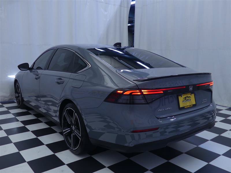 Used 2024 Honda Accord Sport image 5