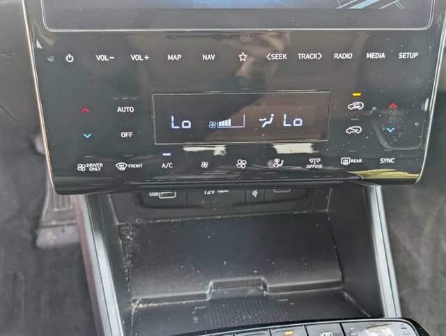 Used 2023 Hyundai Tucson Limited AWD/4WD image 19
