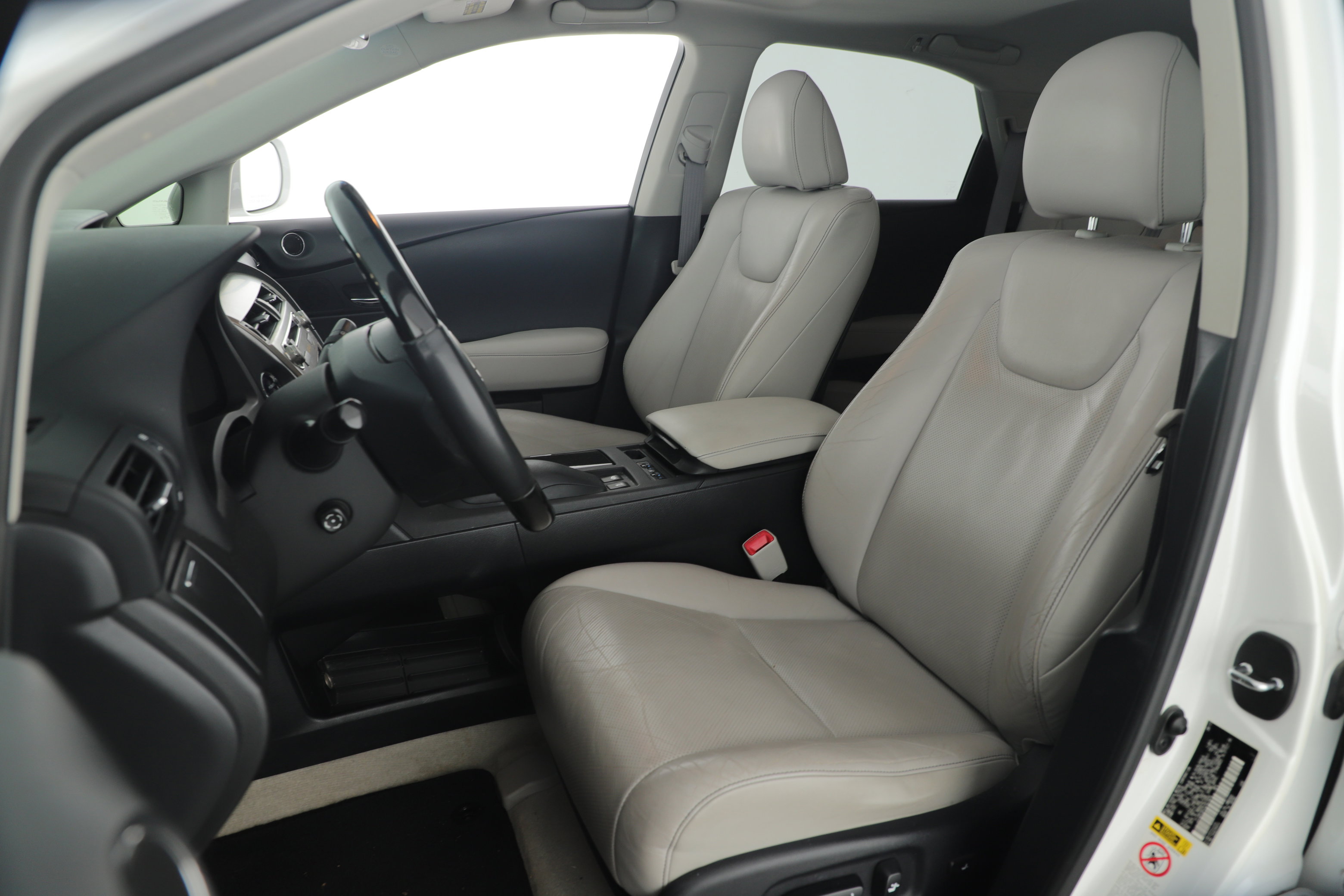 Used 2014 Lexus RX 450h FWD image 18