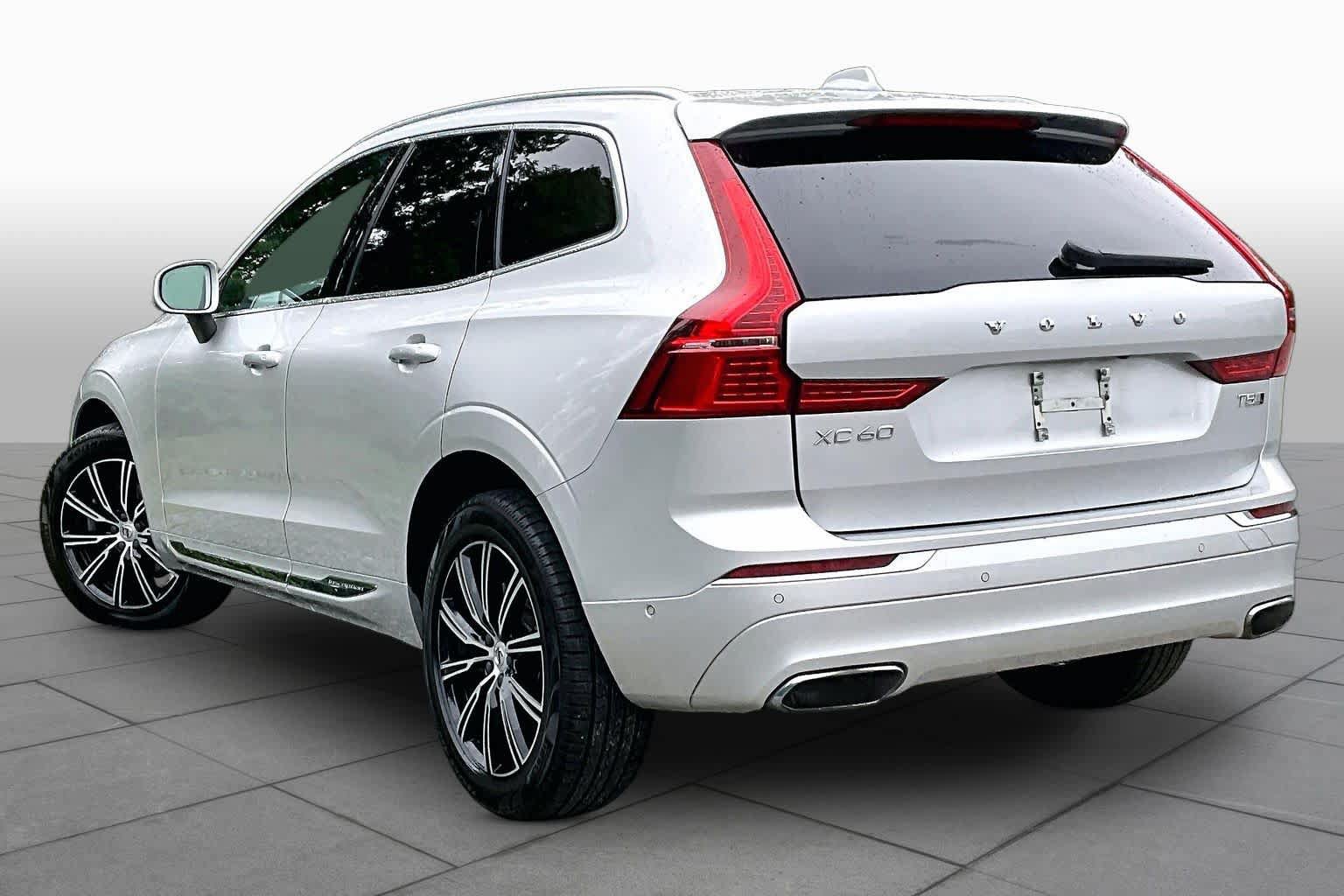 Used 2019 Volvo XC60 T5 Inscription AWD/4WD image 12