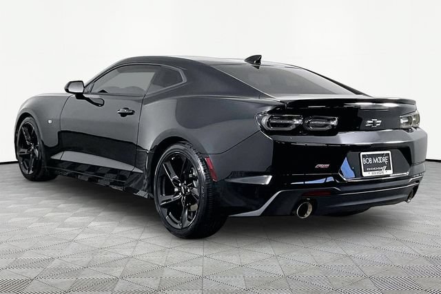 Used 2022 Chevrolet Camaro LT w/ RS Package RWD image 4