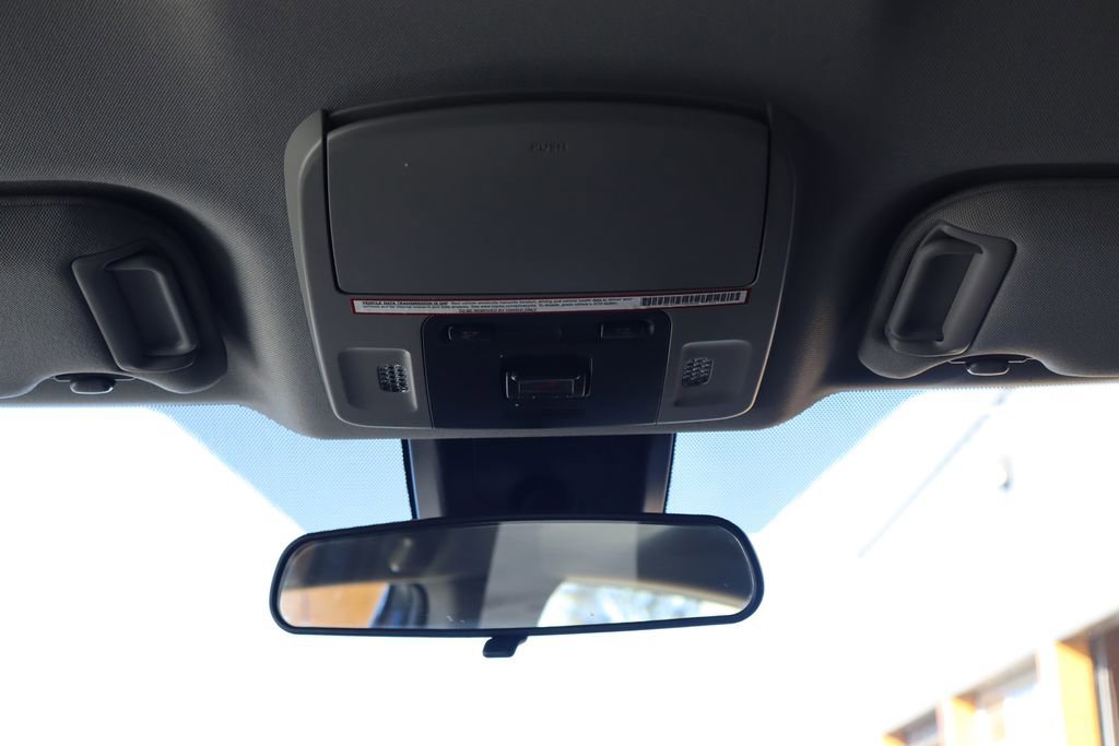 Used 2021 Toyota Camry LE image 27