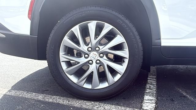 Used 2025 Buick Enclave Preferred AWD/4WD image 9