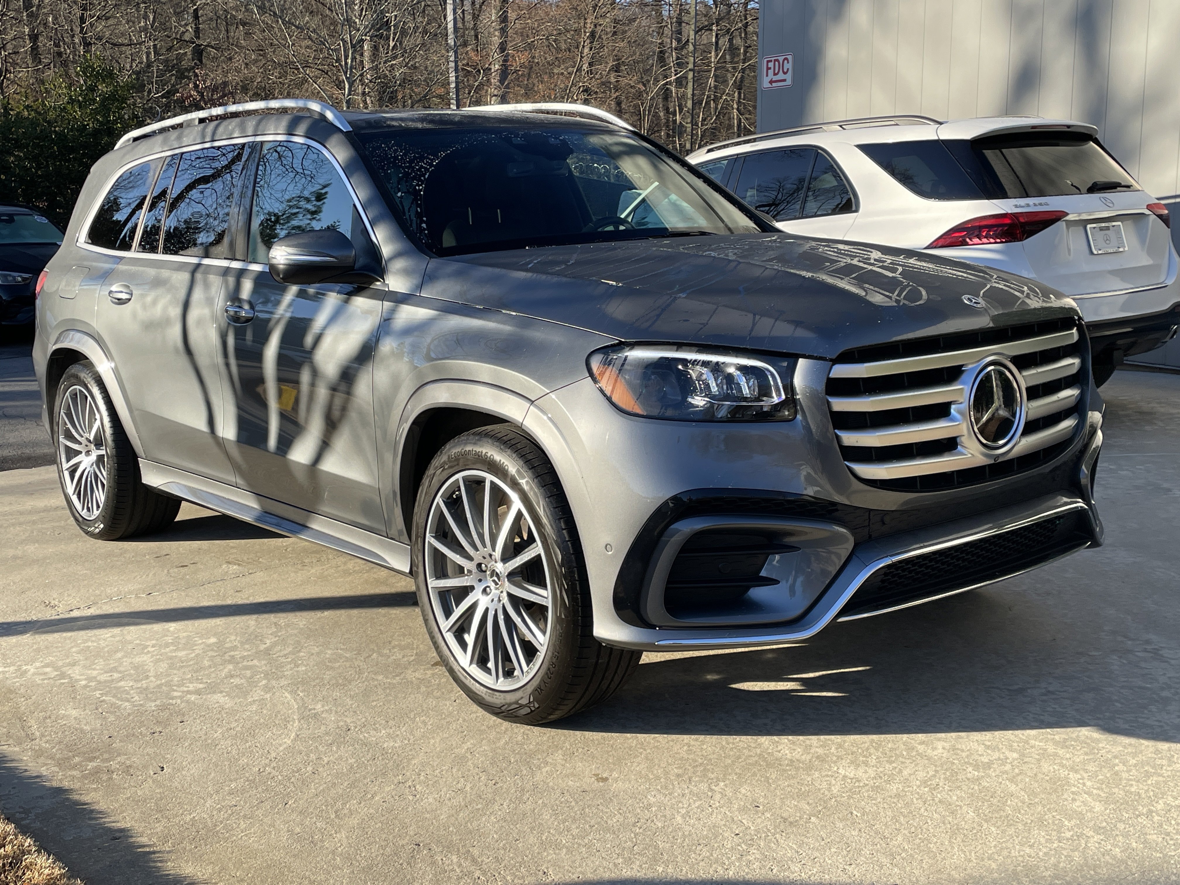 Certified 2025 Mercedes-Benz GLS 450 4MATIC image 4