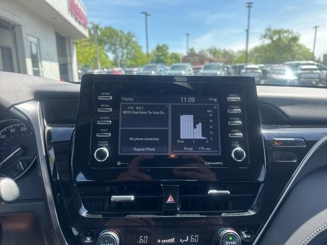 Used 2024 Toyota Camry SE FWD image 16
