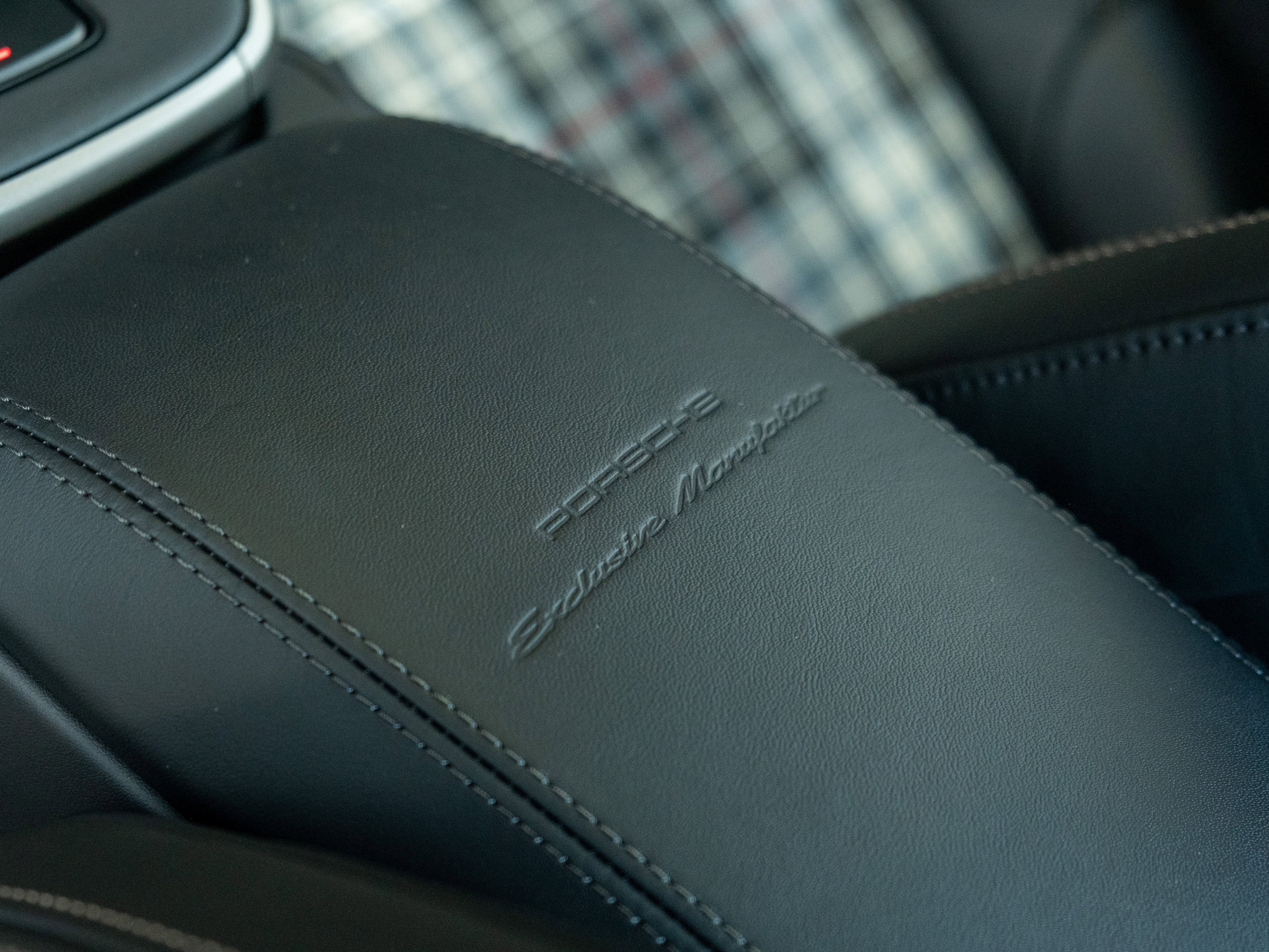 Certified 2025 Porsche 911 Turbo image 40