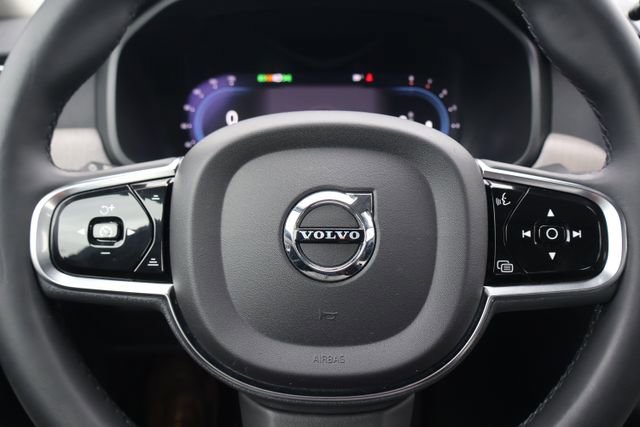 Used 2024 Volvo S90 B6 Plus AWD/4WD image 23
