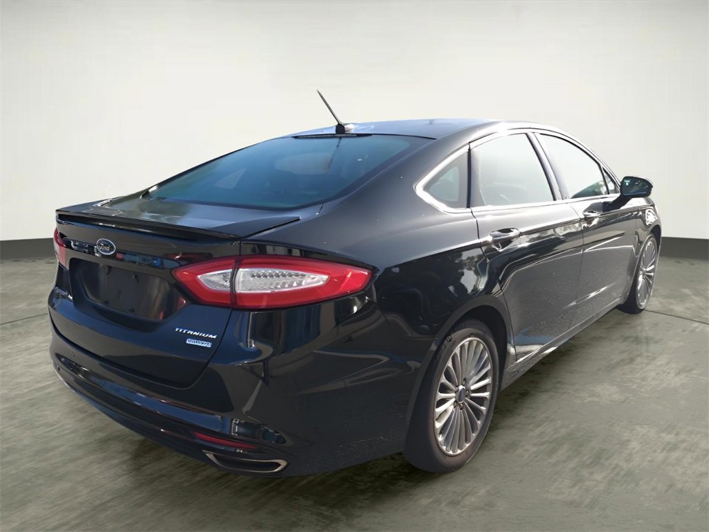 Used 2016 Ford Fusion Titanium image 5