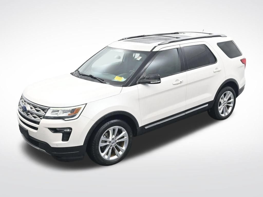 Used 2018 Ford Explorer XLT w/ Equipment Group 202A AWD/4WD image 20