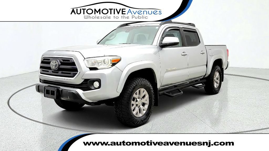 Used 2019 Toyota Tacoma SR5 AWD/4WD image 1