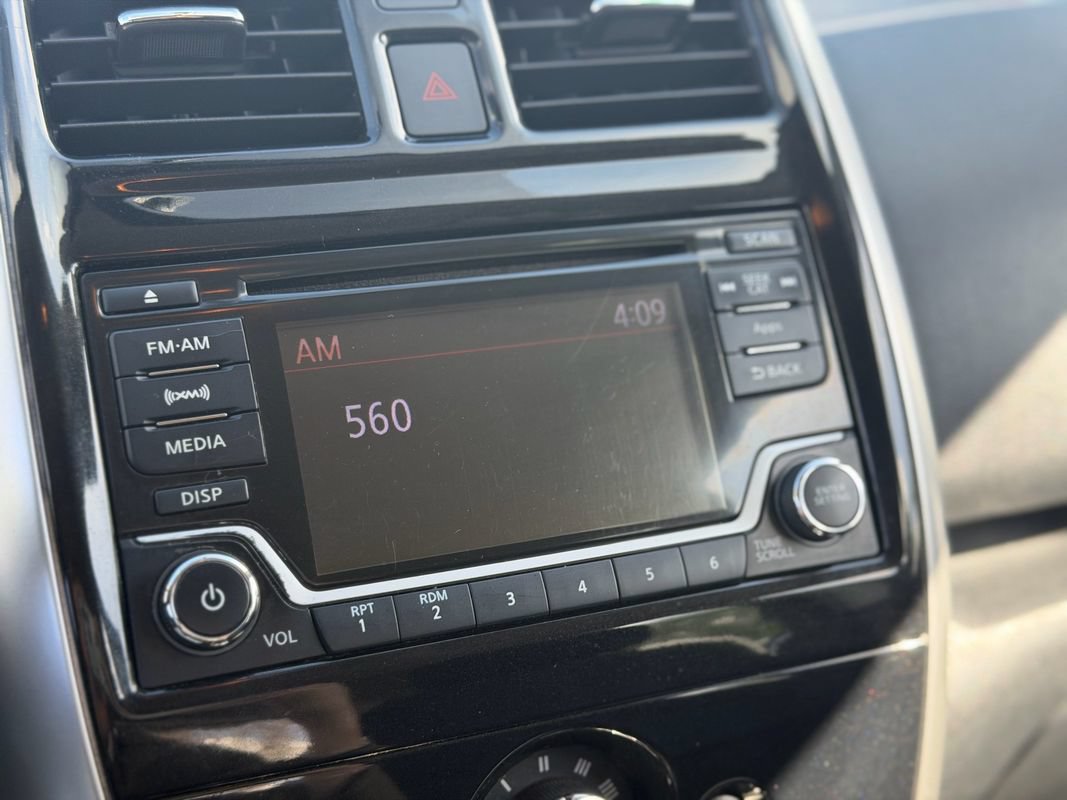 Used 2016 Nissan Versa Note SV FWD image 15
