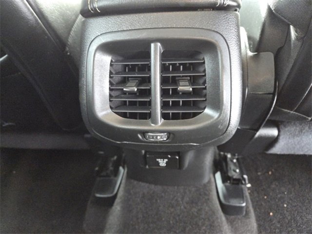 Used 2014 Jeep Cherokee Limited w/ Trailer Tow Group image 11