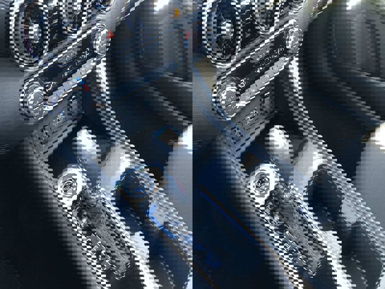 New 2025 Nissan Sentra SV w/ All-Weather Package image 27