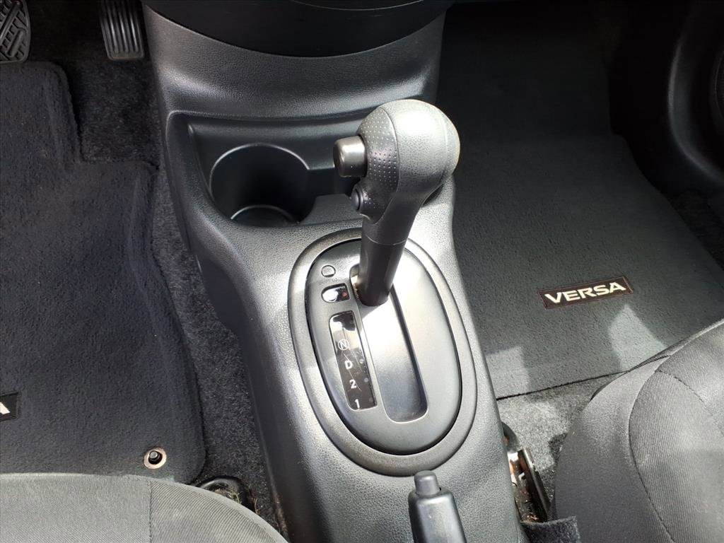 Used 2016 Nissan Versa S FWD image 17