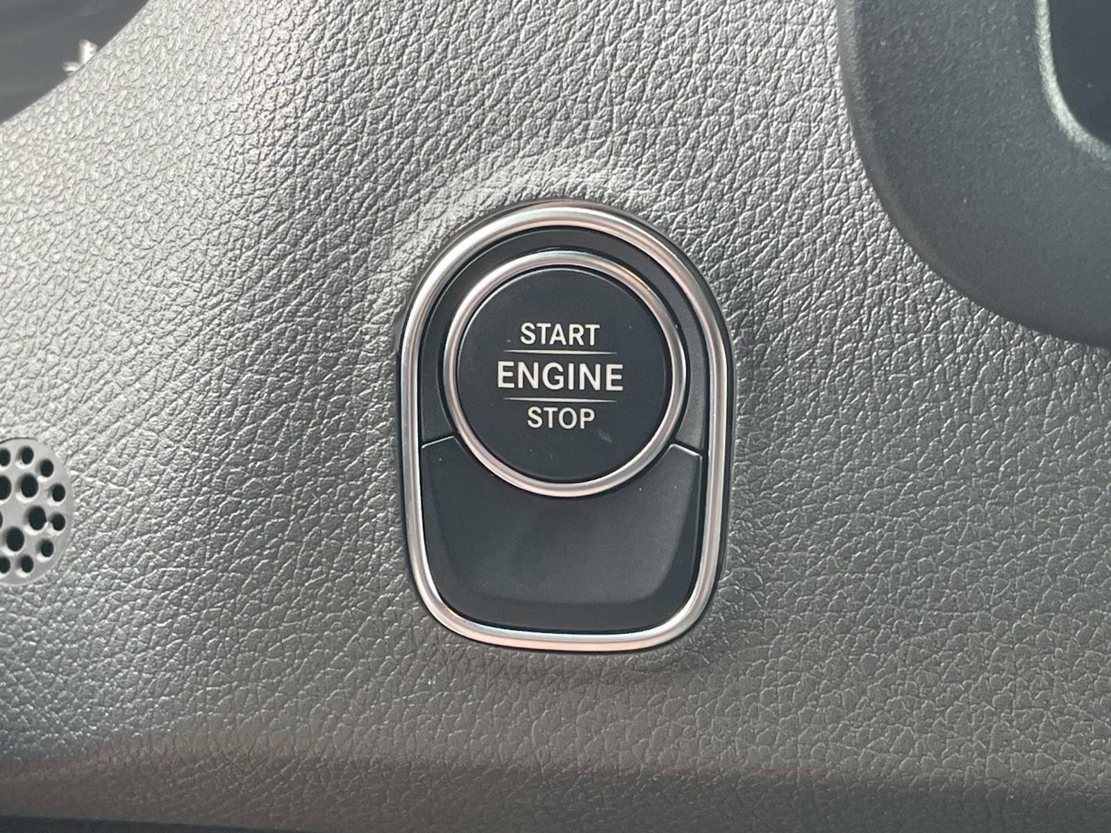 Used 2024 Mercedes-Benz Sprinter 2500 image 29