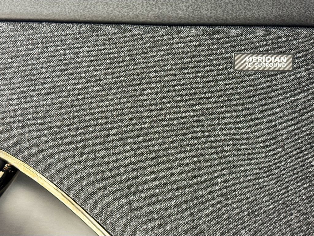 Used 2024 Land Rover Range Rover Sport SE image 24