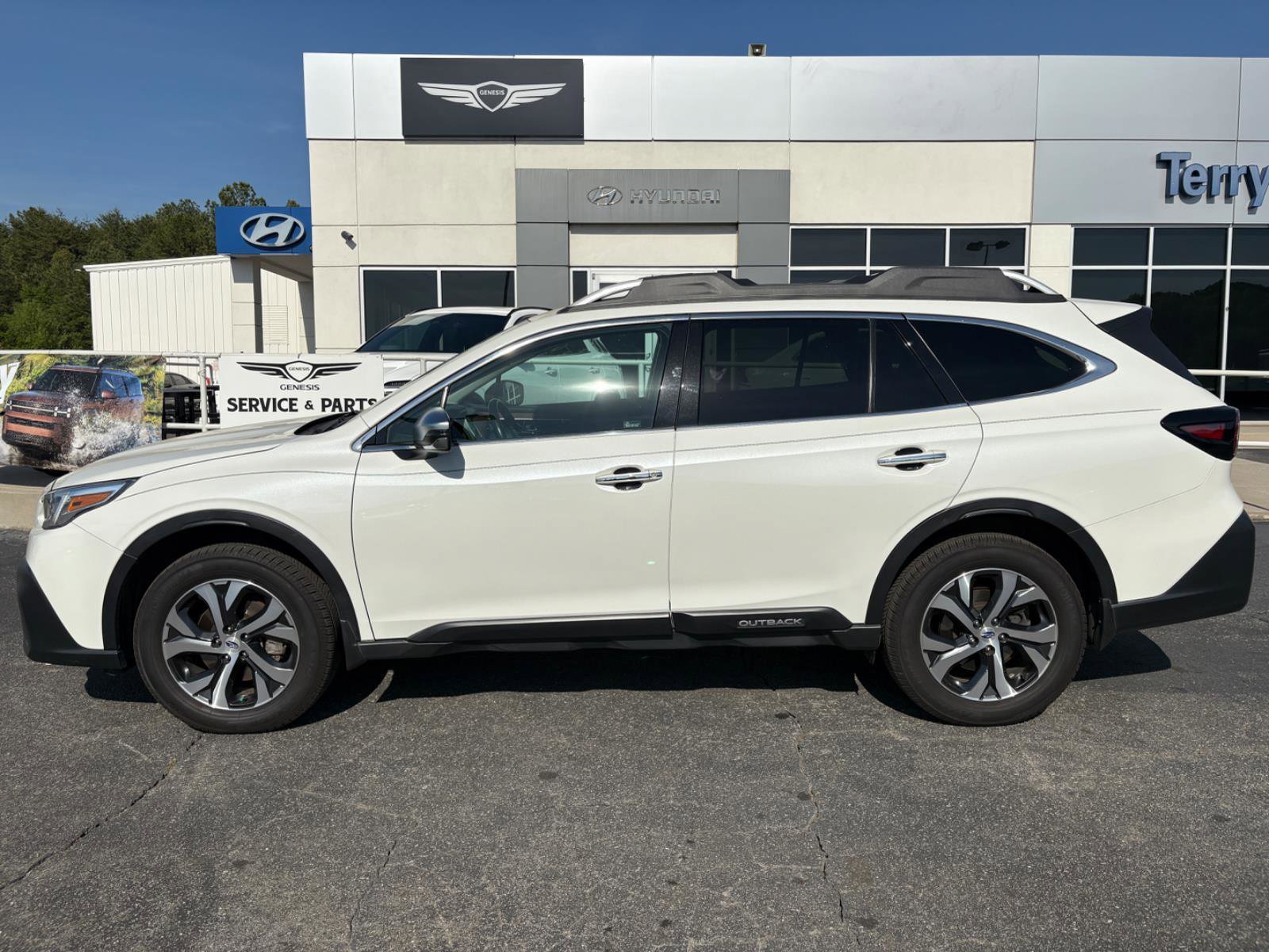 Used 2020 Subaru Outback Touring w/ Popular Package #2 AWD/4WD image 5