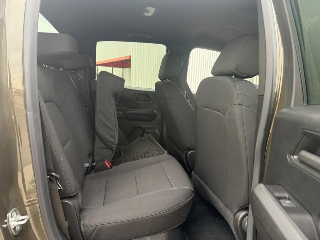 Used 2024 Chevrolet Colorado W/T image 11