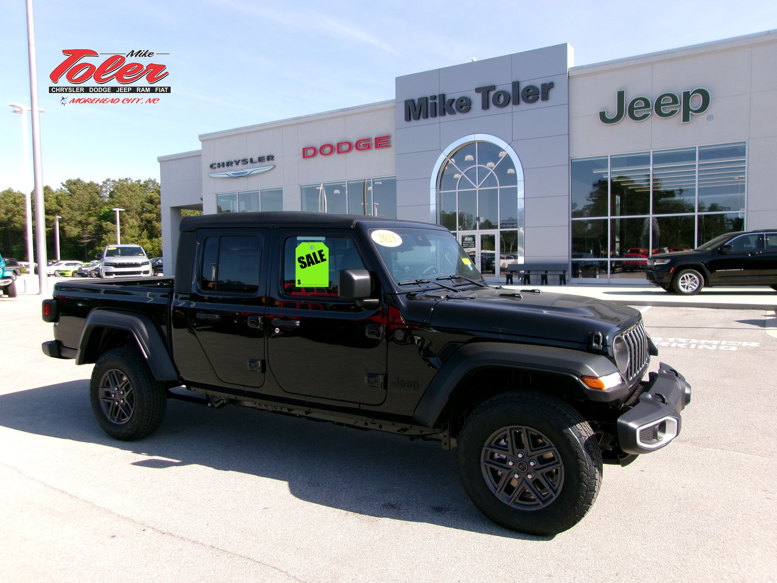 New 2025 Jeep Gladiator Sport