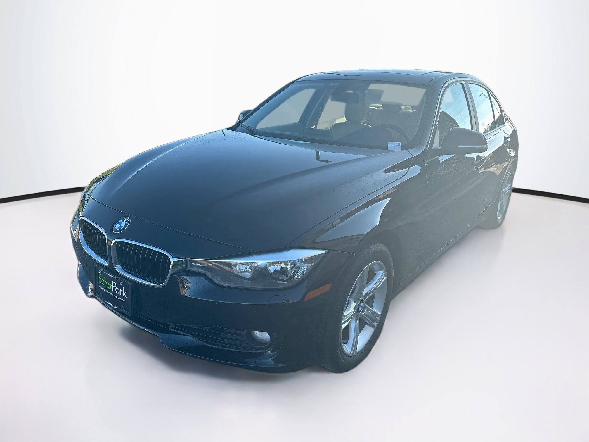 Used 2013 BMW 328i xDrive Sedan AWD/4WD image 3