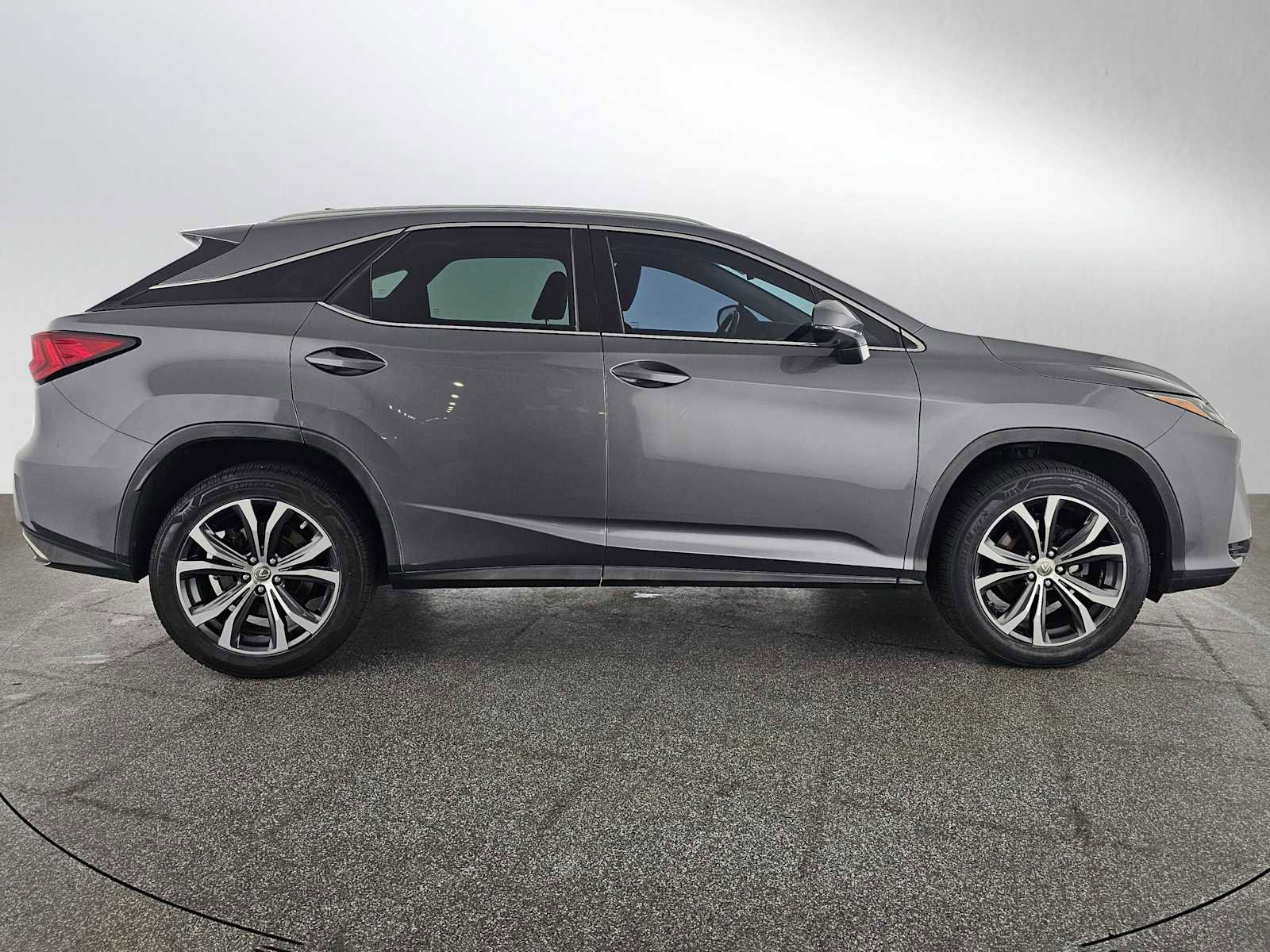 Used 2017 Lexus RX 350 FWD image 2