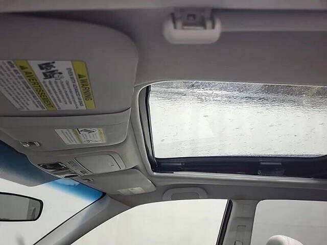 Used 2013 Subaru Forester 2.5X Premium w/ All-Weather Plus Pkg AWD/4WD image 20